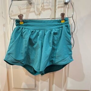 Lululemon Aquatic Green Hottie Hot Shorts 4”